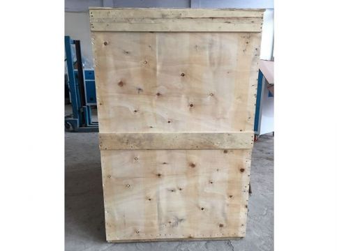 點(diǎn)擊查看詳細(xì)信息<br>標(biāo)題：三立方制氧機(jī)發(fā)貨圖 閱讀次數(shù)：2467